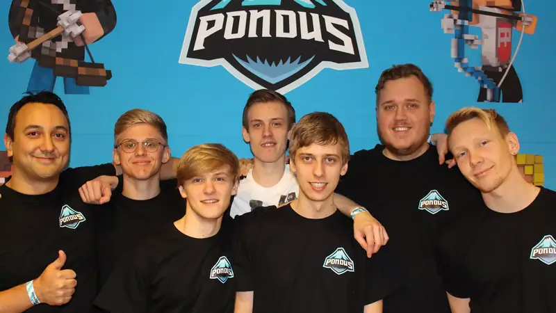 LANudlejnings crew ved PondusLAN